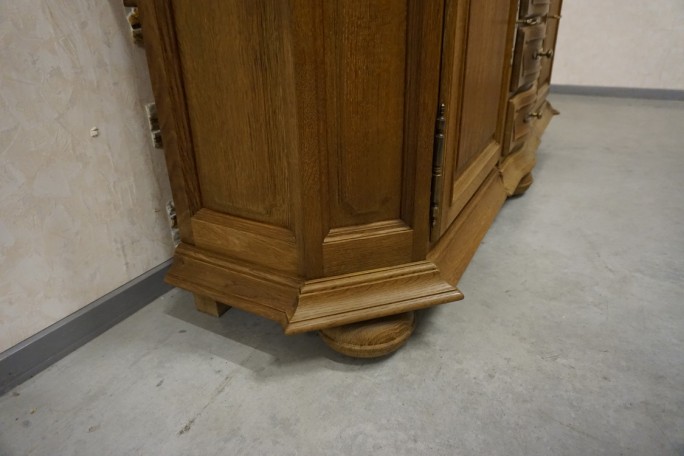 WITRYNA Z KOMODA LITY DĄB 5 DRZWIOWA SZER. 205 CM