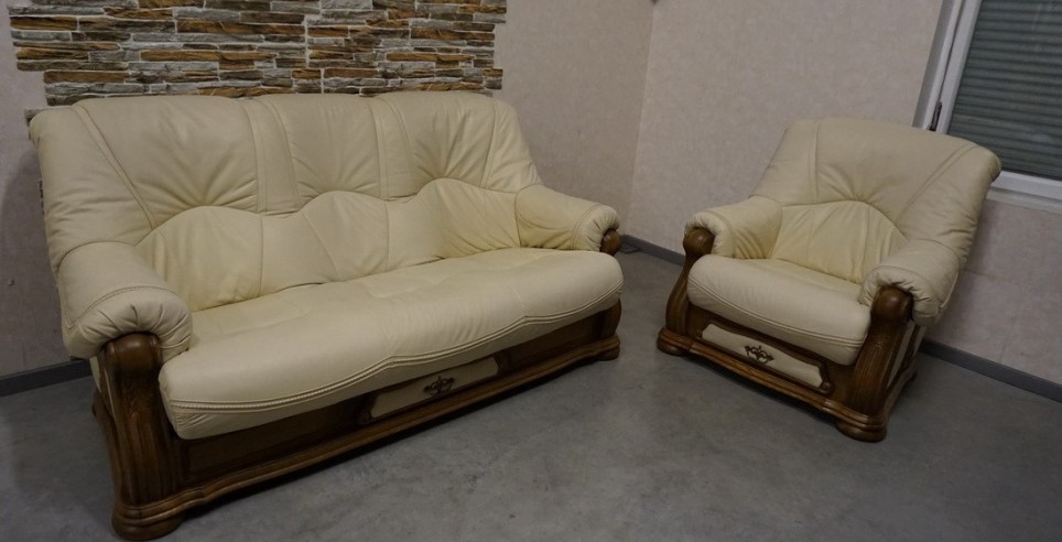 ZESTAW NA STELAŻU DĘBOWYM 3+1 SKÓRA NATURALNA...