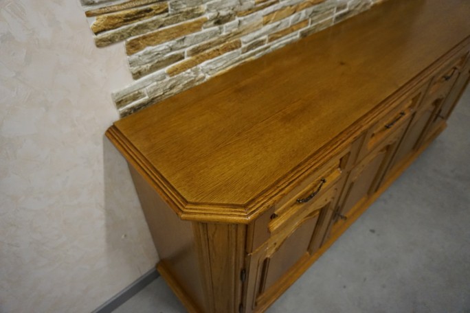 KOMODA DĘBOWA 4 DRZWIOWA SZER. 196 CM