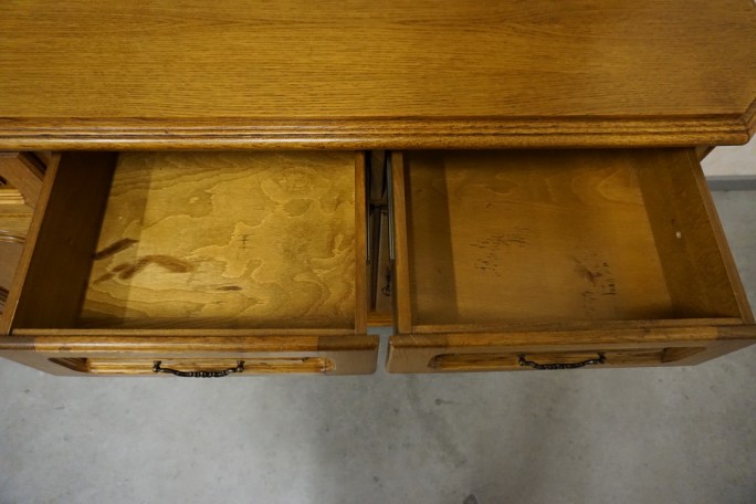 KOMODA DĘBOWA 4 DRZWIOWA SZER. 196 CM