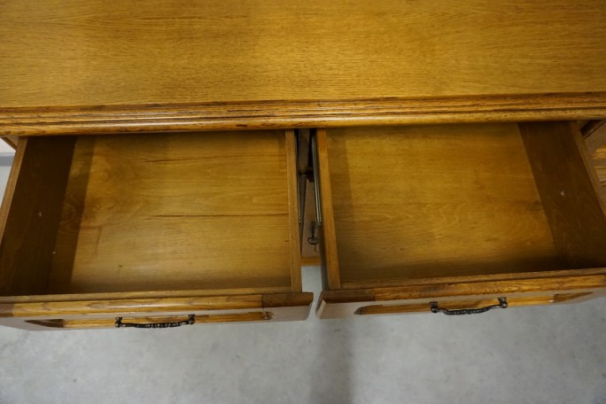 KOMODA DĘBOWA 4 DRZWIOWA SZER. 196 CM