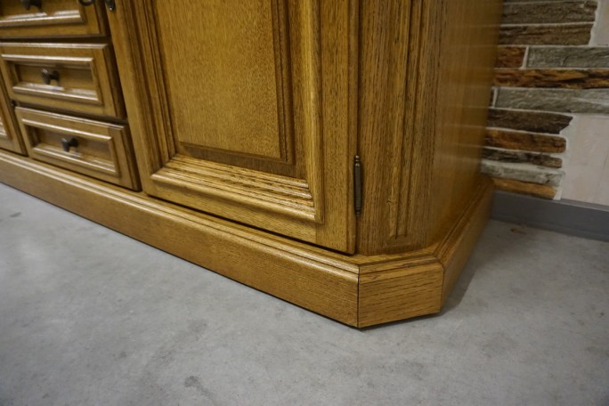 KOMODA DĘBOWA 3 DRZWIOWA 5 SZUFLAD SZER. 197 CM