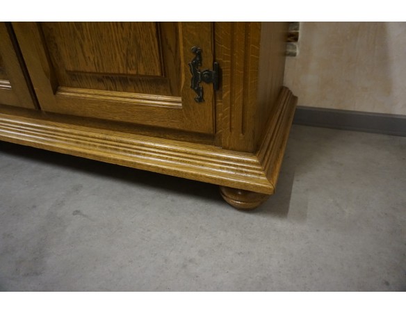 KOMODA DĘBOWA 4 DRZWIOWA SZER. 213 CM