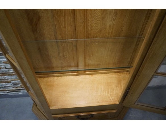 WITRYNA DĘBOWA LITY DĄB NATURALNA PODŚWIETLANA SZKLANE PÓŁKI SZER. 112 CM