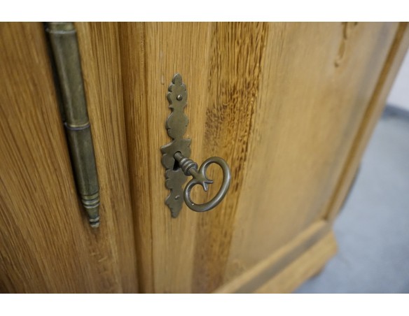 WITRYNA KREDENS DĘBOWY LITY DĄB WYJĄTKOWY SZER. 138 CM