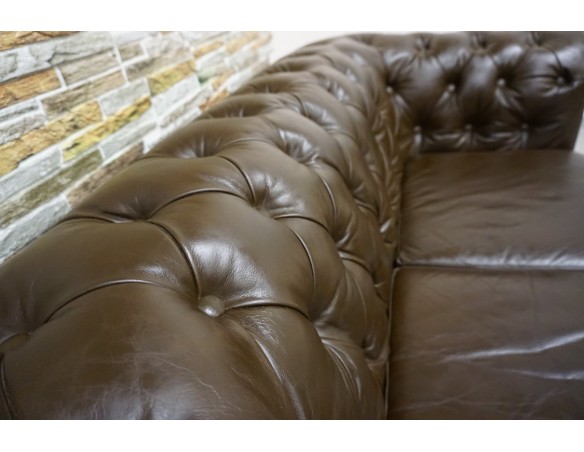 SOFA CHESTERFIELD 2-osobowa SKÓRA NATURALNA BRĄZOWA SZER. 170 CM