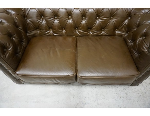 SOFA CHESTERFIELD 2-osobowa SKÓRA NATURALNA BRĄZOWA SZER. 170 CM
