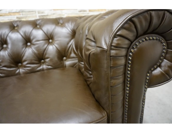 SOFA CHESTERFIELD 2-osobowa SKÓRA NATURALNA BRĄZOWA SZER. 170 CM