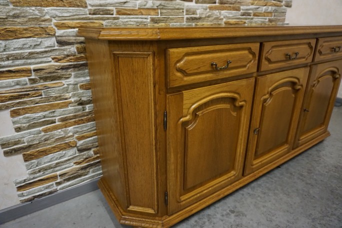 KOMODA DĘBOWA 3 DRZWIOWA SZER. 170 CM