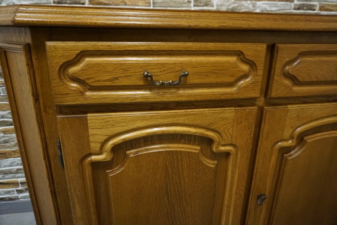 KOMODA DĘBOWA 3 DRZWIOWA SZER. 170 CM