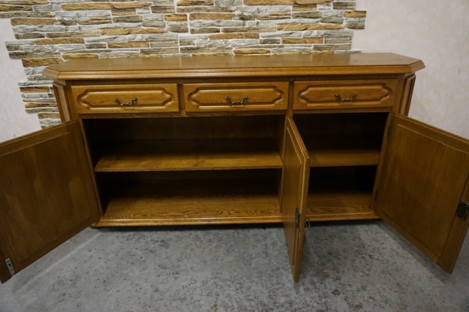 KOMODA DĘBOWA 3 DRZWIOWA SZER. 170 CM