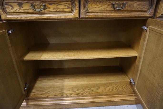 KOMODA DĘBOWA 4 DRZWIOWA SZER. 211 CM