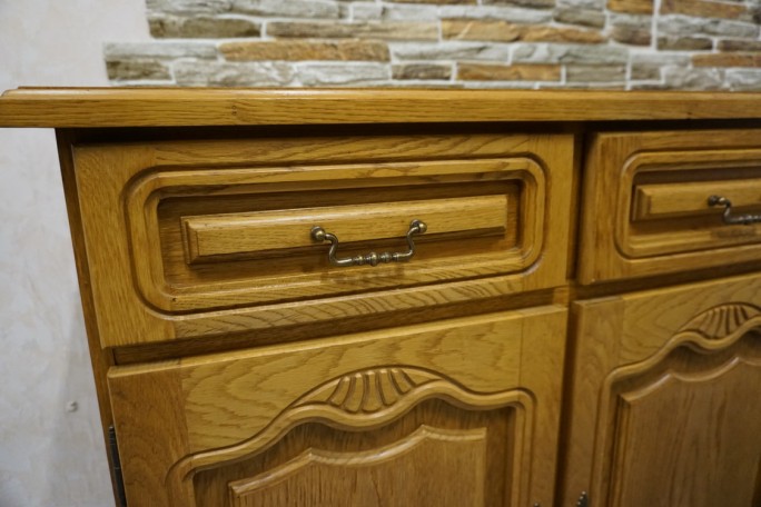 KOMODA DĘBOWA 4 DRZWIOWA SZER. 184 CM