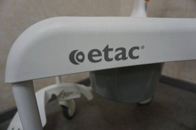 Wózek Sanitarny Krzesło toaletowo - prysznicowy...