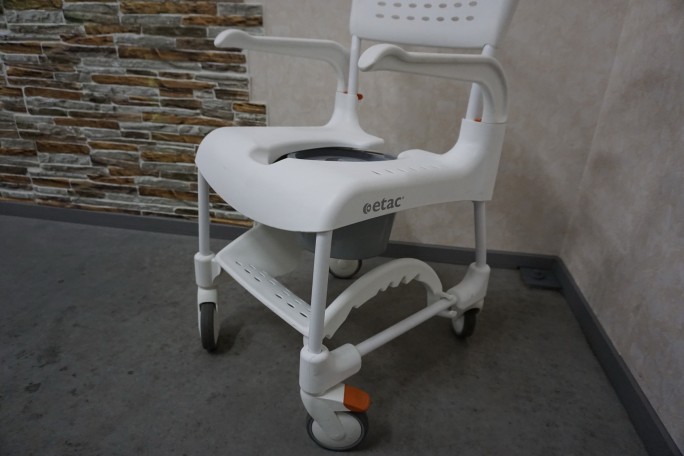 Wózek Sanitarny Krzesło toaletowo - prysznicowy...