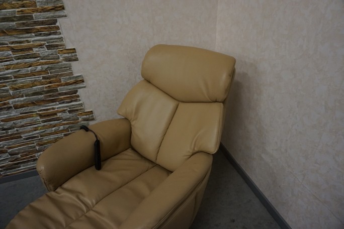 FOTEL SKÓRA NATURALNA ELEKTRYCZNY NA PILOTA...