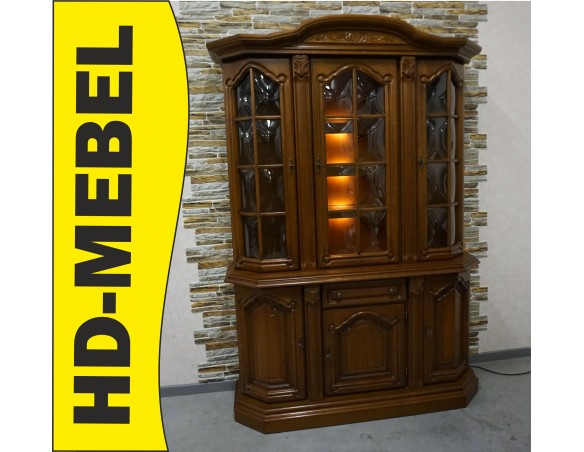 WITRYNA Z KOMODĄ ORZECHOWA PODŚWIETLANA SZER. 145 CM