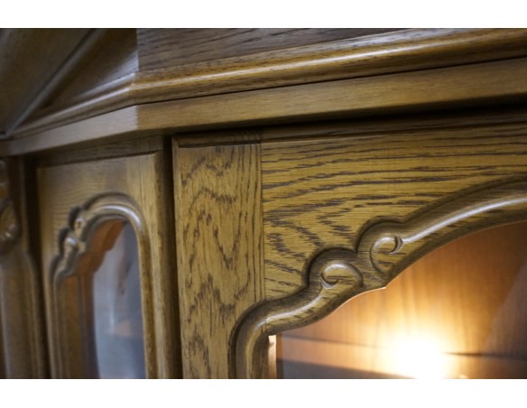 WITRYNA WISZĄCA DĘBOWA PODŚWIETLANA SZER. 166 CM