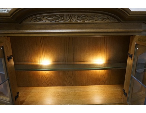 WITRYNA WISZĄCA DĘBOWA PODŚWIETLANA SZER. 166 CM