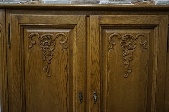 KOMODA DĘBOWA W STYLU CHIPPENDALE 4 DRZWIOWA...