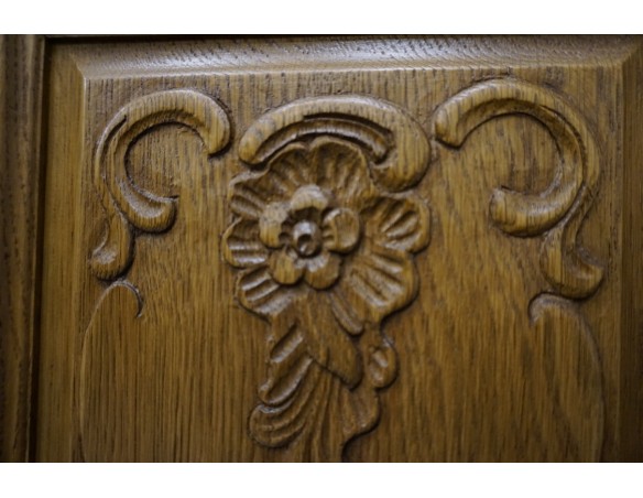 KOMODA DĘBOWA W STYLU CHIPPENDALE 4 DRZWIOWA SZER. 162 CM