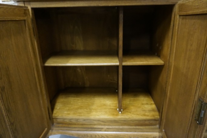 KOMODA DĘBOWA W STYLU CHIPPENDALE 4 DRZWIOWA...