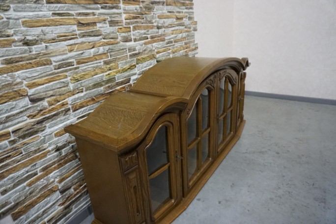 WITRYNA WISZĄCA DĘBOWA 2 DRZWIOWA SZER. 175 CM