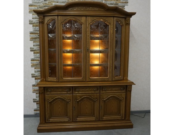 WITRYNA Z KOMODĄ DĘBOWA PODŚWIETLANA SZER. 168 CM