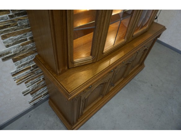 WITRYNA Z KOMODĄ DĘBOWA PODŚWIETLANA SZER. 168 CM