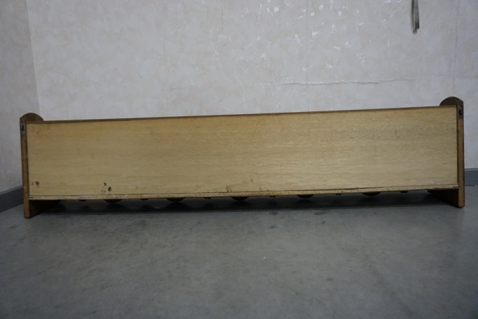 PÓŁKA DĘBOWA DŁUGA SZER. 135 CM