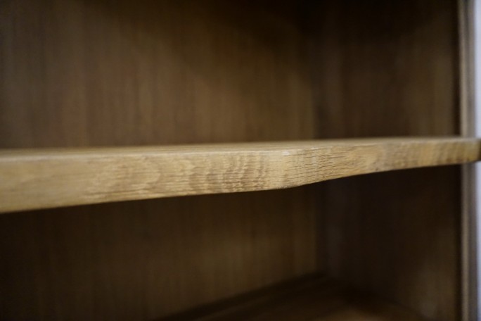 WITRYNA Z KOMODĄ LITY DĄB SZER. 134 CM