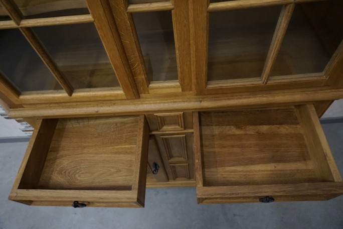 WITRYNA Z KOMODĄ LITY DĄB SZER. 134 CM