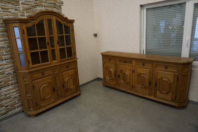 WITRYNA Z KOMODĄ LITY DĄB SZER. 134 CM