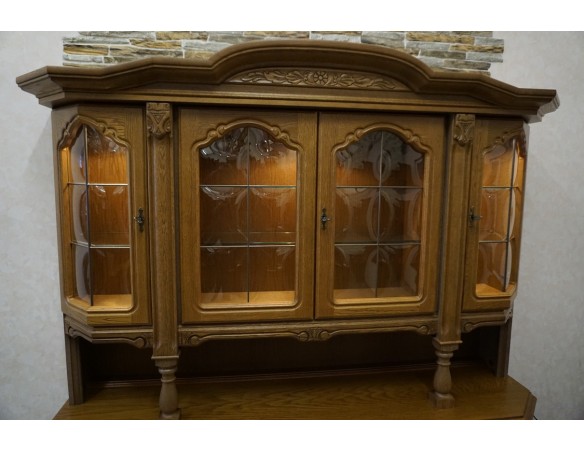 WITRYNA Z KOMODĄ DĘBOWA PODŚWIETLANA SZER. 187 CM