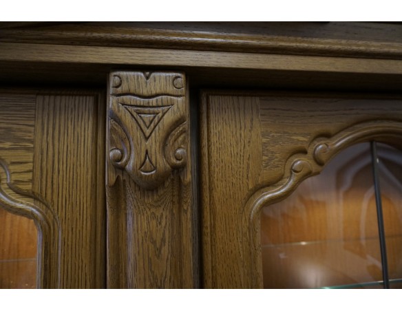 WITRYNA Z KOMODĄ DĘBOWA PODŚWIETLANA SZER. 187 CM