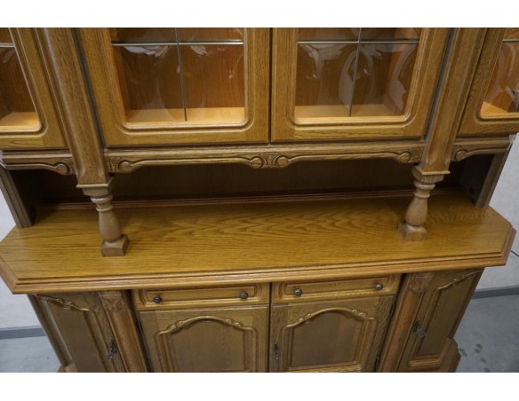 WITRYNA Z KOMODĄ DĘBOWA PODŚWIETLANA SZER. 187 CM