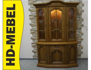 WITRYNA Z KOMODĄ DĘBOWA PODŚWIETLANA SZER. 130 CM