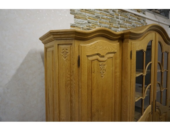 WITRYNA Z KOMODĄ LITY DĄB Z LITEGO DĘBU SZER. 275 CM