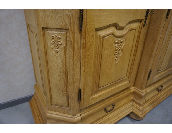 WITRYNA Z KOMODĄ LITY DĄB Z LITEGO DĘBU SZER. 275 CM