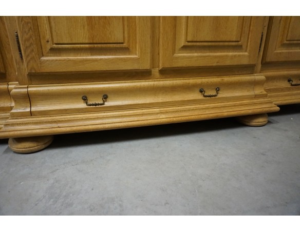 WITRYNA Z KOMODĄ LITY DĄB Z LITEGO DĘBU SZER. 275 CM