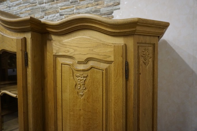 WITRYNA Z KOMODĄ LITY DĄB Z LITEGO DĘBU SZER....