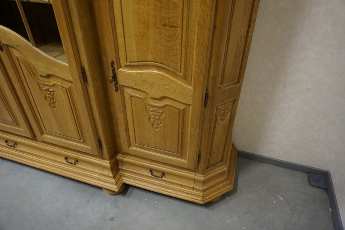 WITRYNA Z KOMODĄ LITY DĄB Z LITEGO DĘBU SZER....