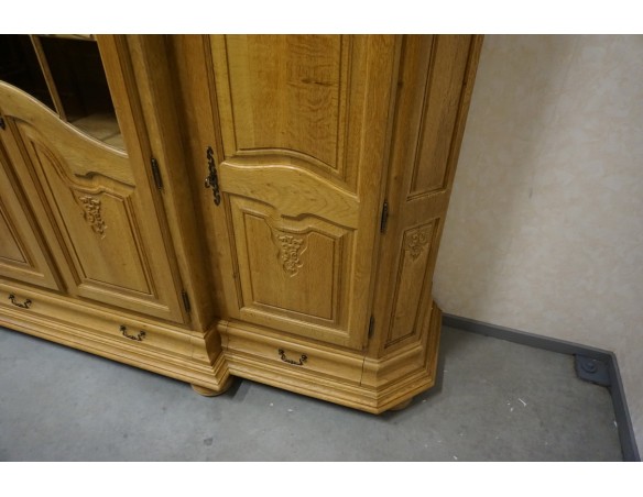 WITRYNA Z KOMODĄ LITY DĄB Z LITEGO DĘBU SZER. 275 CM