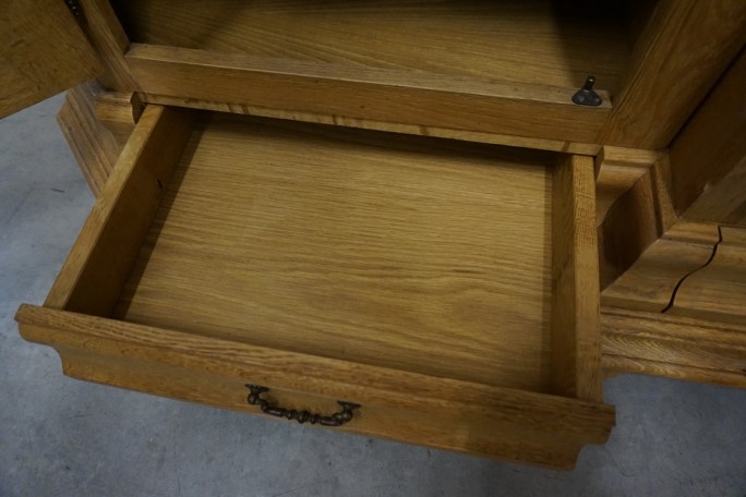 WITRYNA Z KOMODĄ LITY DĄB Z LITEGO DĘBU SZER....