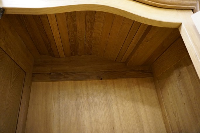 WITRYNA Z KOMODĄ LITY DĄB Z LITEGO DĘBU SZER....