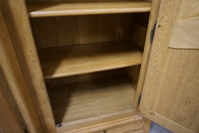 WITRYNA Z KOMODĄ LITY DĄB Z LITEGO DĘBU SZER....