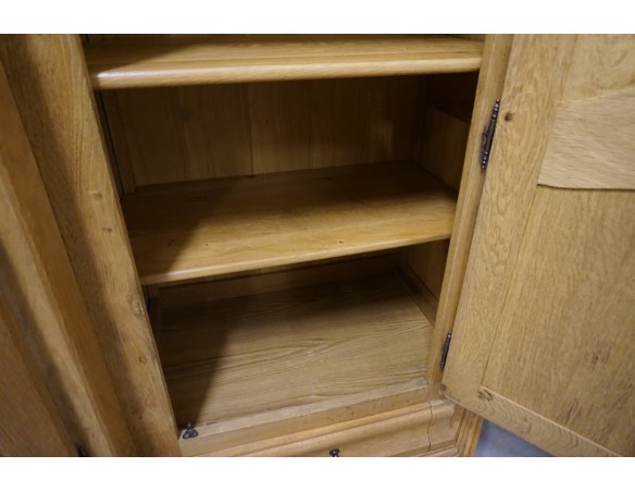 WITRYNA Z KOMODĄ LITY DĄB Z LITEGO DĘBU SZER. 275 CM