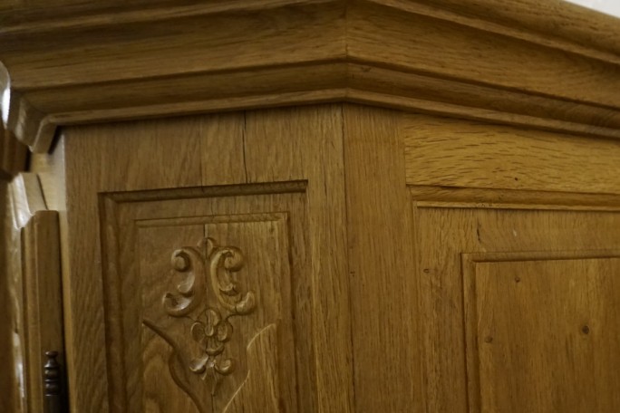 WITRYNA Z KOMODĄ LITY DĄB Z LITEGO DĘBU SZER....