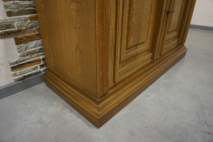 WITRYNA Z KOMODĄ DĘBOWA CIEMNA SZER. 120 CM