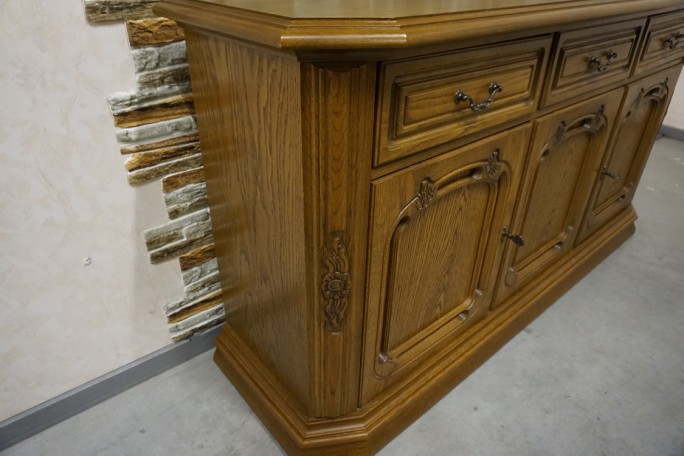 KOMODA DĘBOWA 3 DRZWIOWA SZER. 164 CM